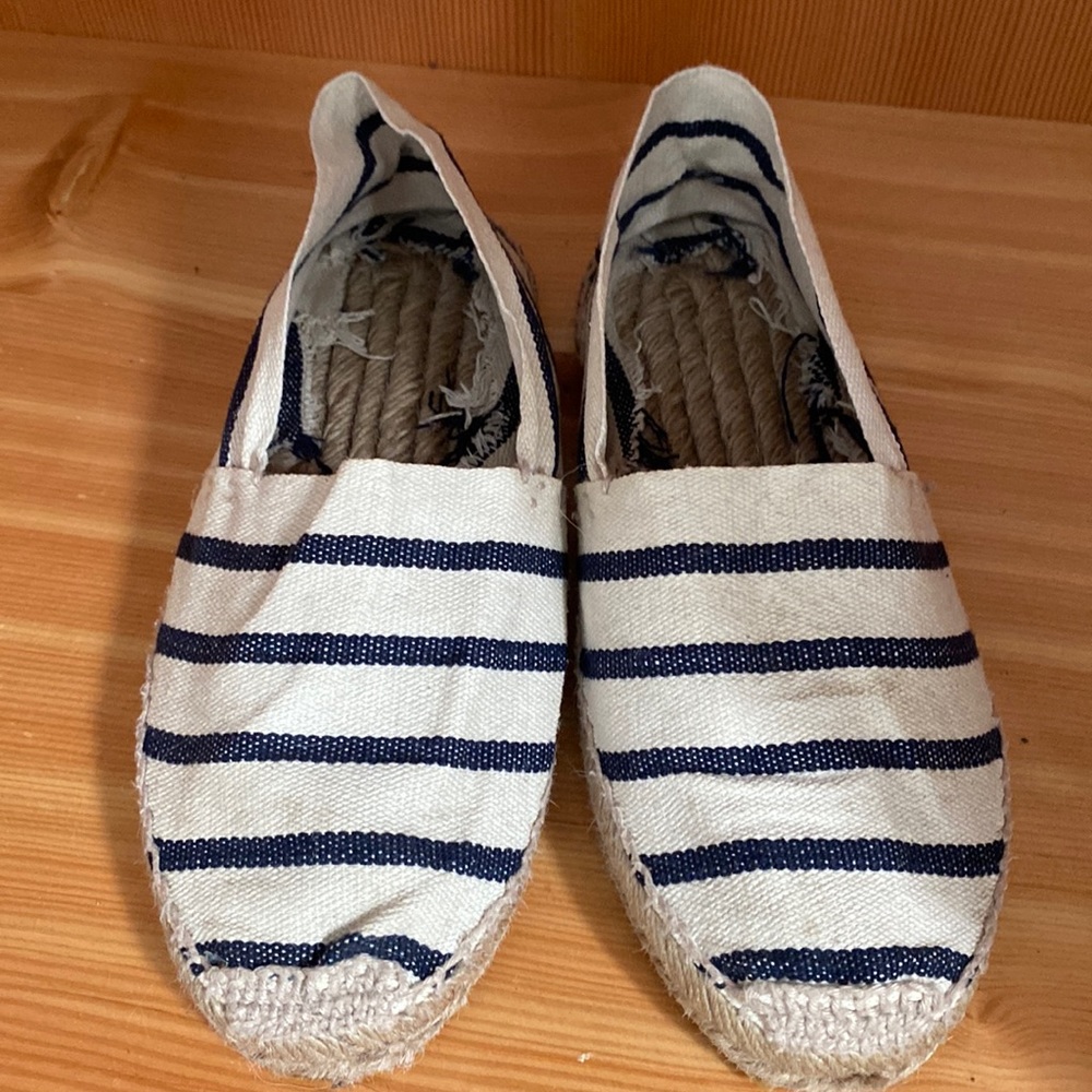 Hand made shoes from Miami. Perfect summer flats. Size 36.